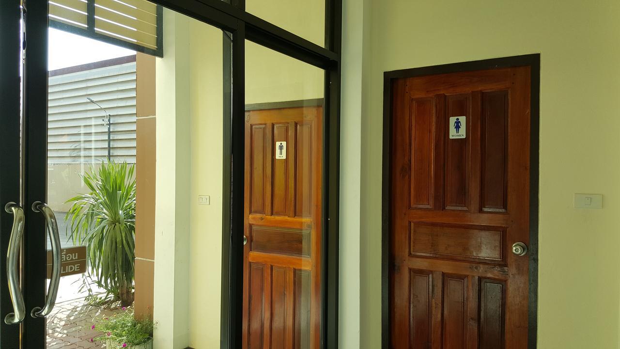 Charoensuk Grand Hotel Kabin Buri Exterior foto